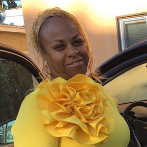 Meet your Posher, Lydia